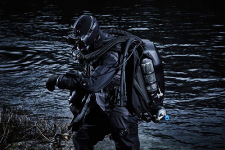 AVON PROTECTION’S MCM100 UNDERWATER REBREATHER CHOSEN BY NEW ZEALAND DEFENCE FORCE